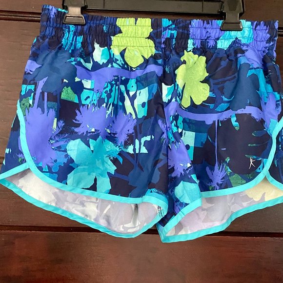 Danskin Now Shorts Danskin Now Workout Shorts Poshmark